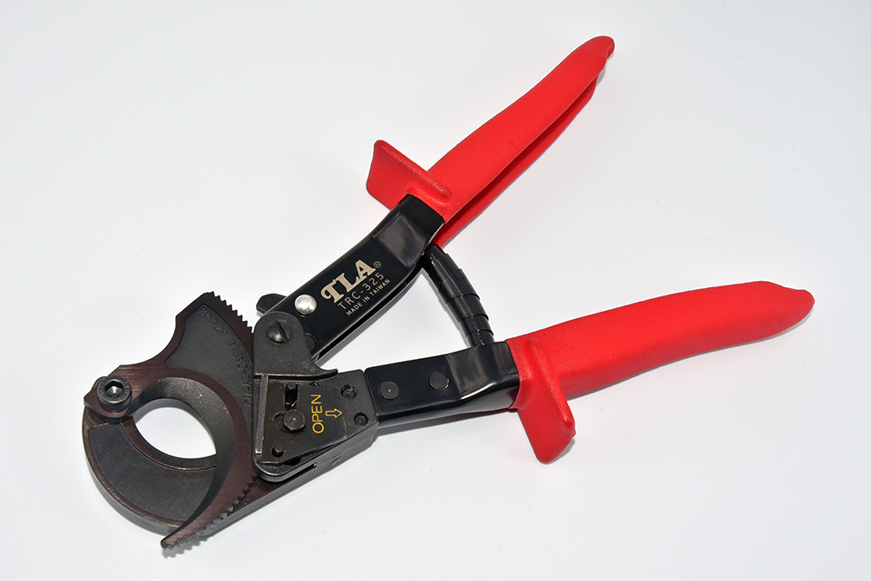 Ratcheting Cable Cutter
