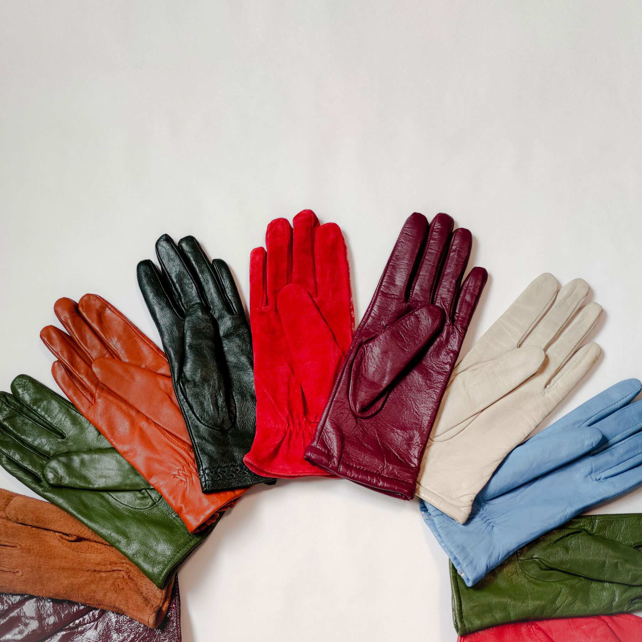 Raw Material Gloves for Wholesale Needs